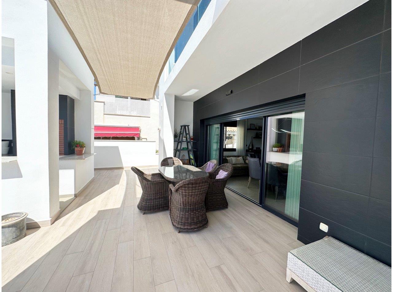 Villa en venta en Mar Menor Golf Resort