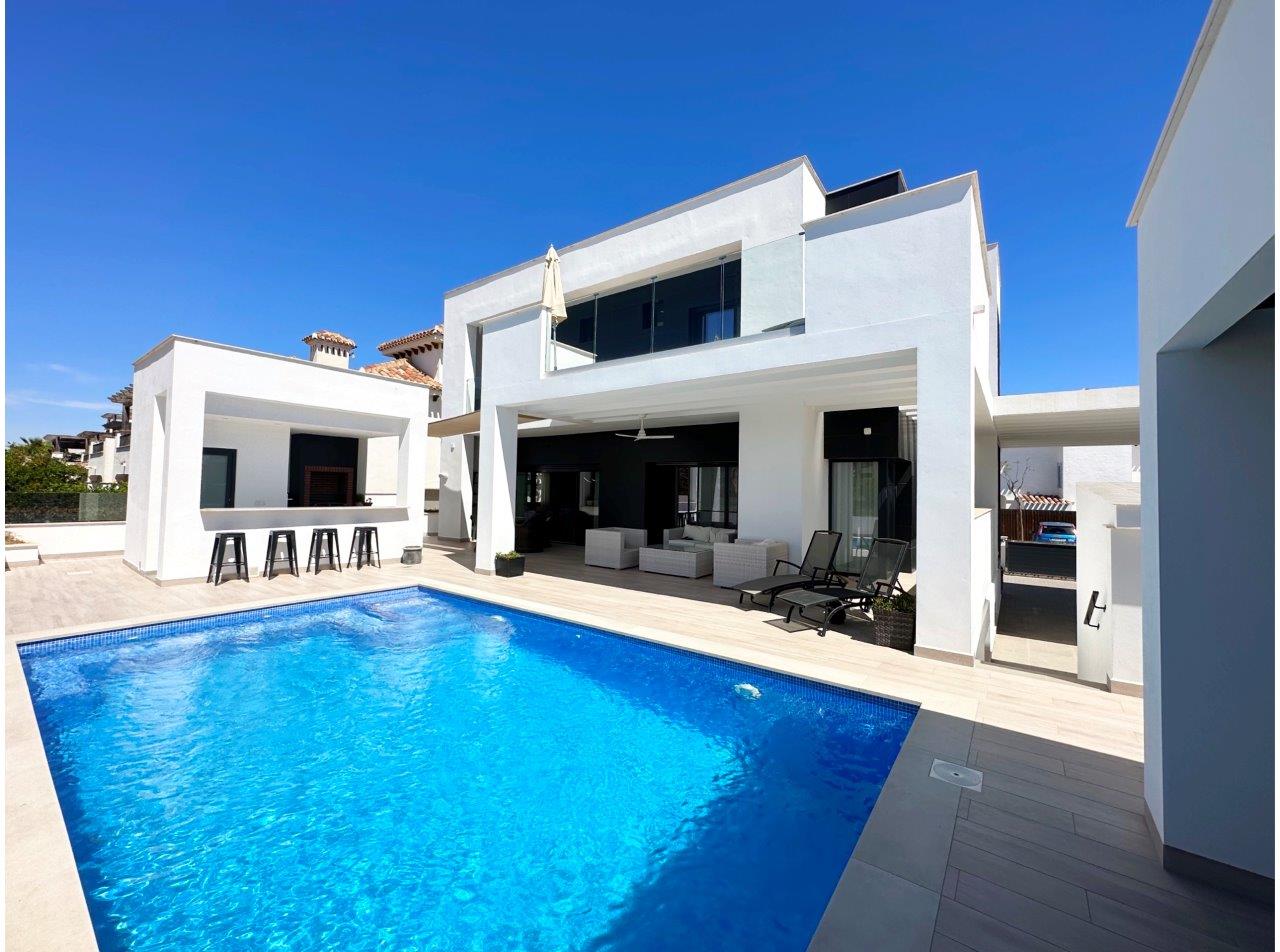 Villa en venta en Mar Menor Golf Resort